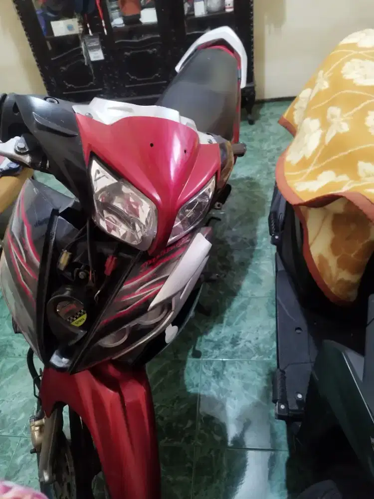 JUPITER Z1 2010 STANDAR