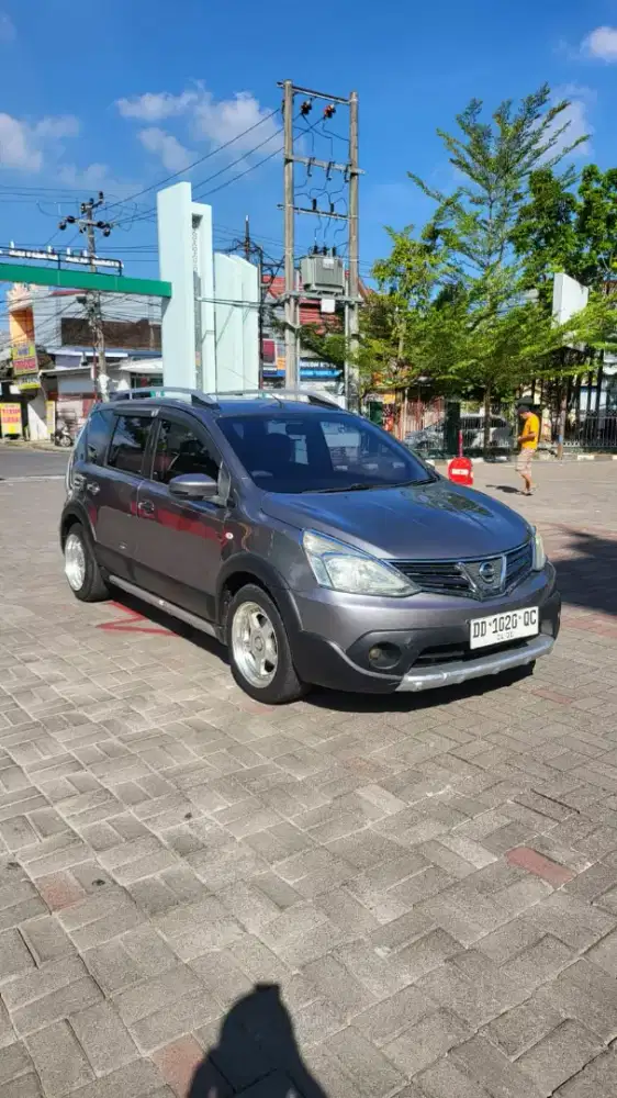 NISSAN LIVINA MANUAL 2014