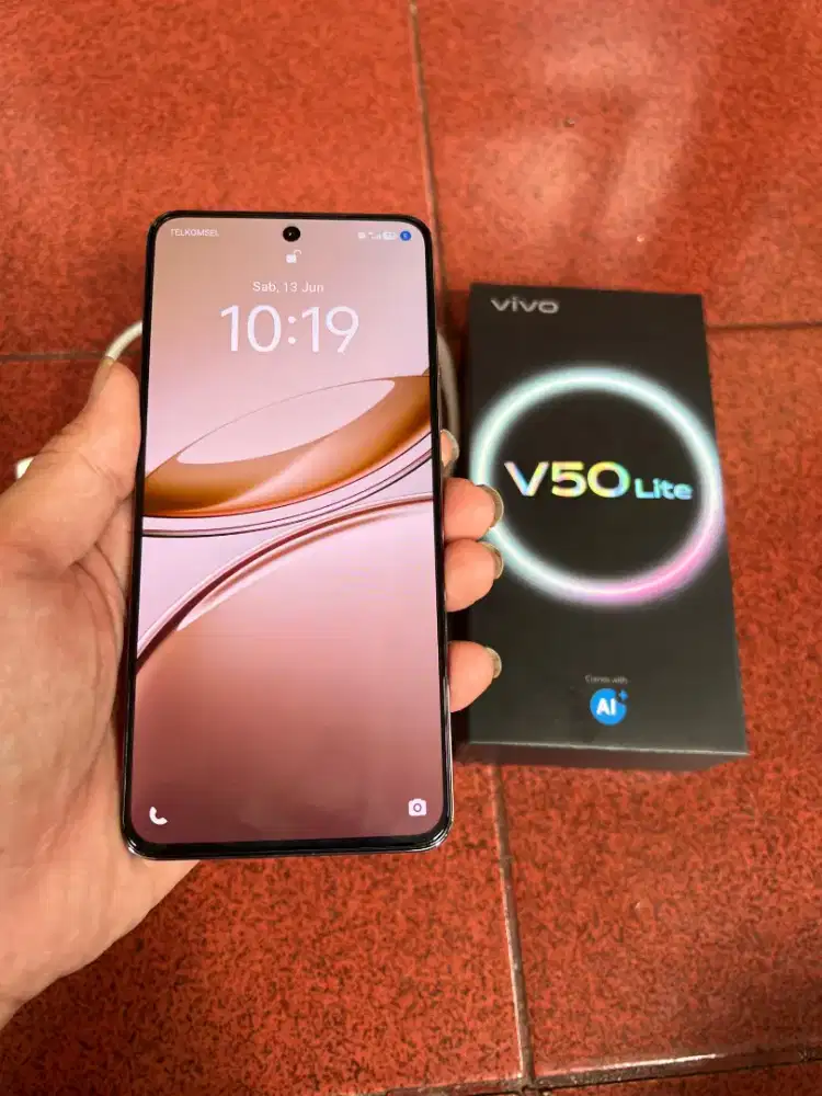 Vivo v50 lite fullset l/ no minus / like new