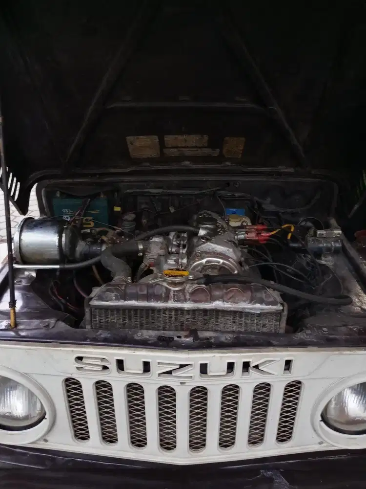 Suzuki Jimny 1981 Bensin