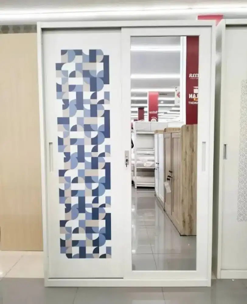 Lemari sliding door
