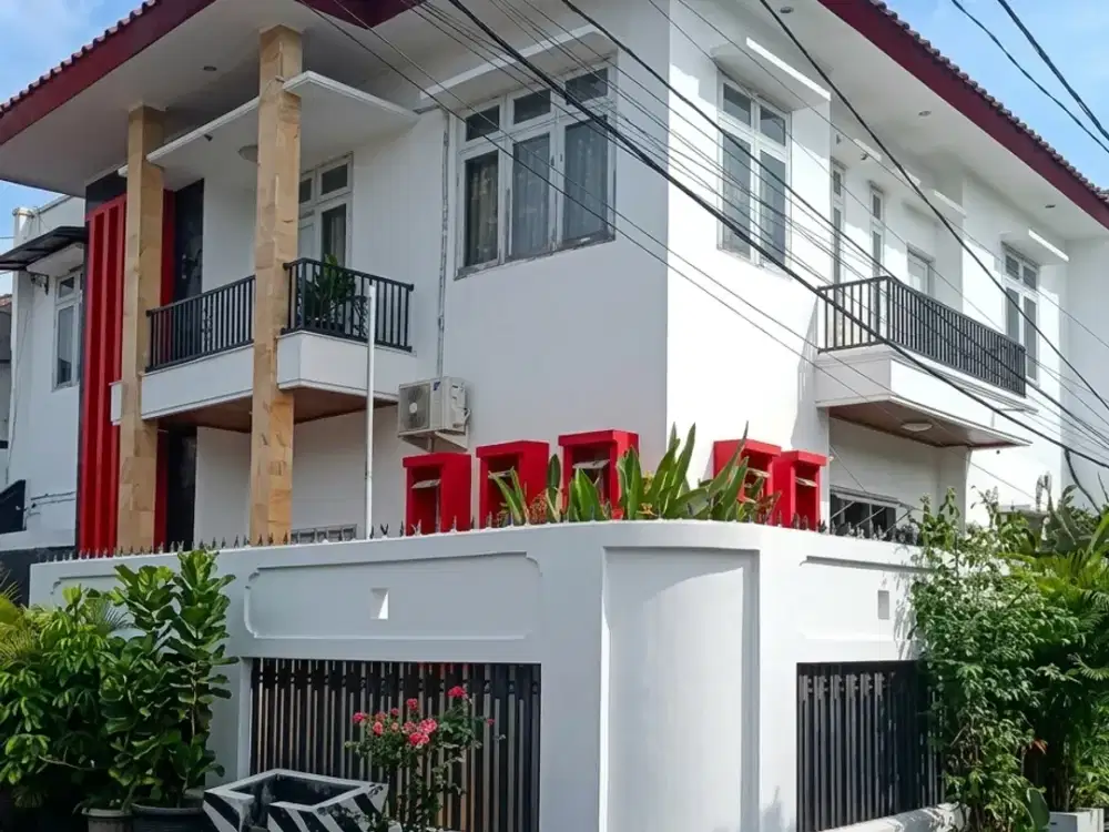 JUAL CEPAT! RUMAH LUAS 2 LANTAI DI PONDOK KOPI – JAKARTA TIMUR