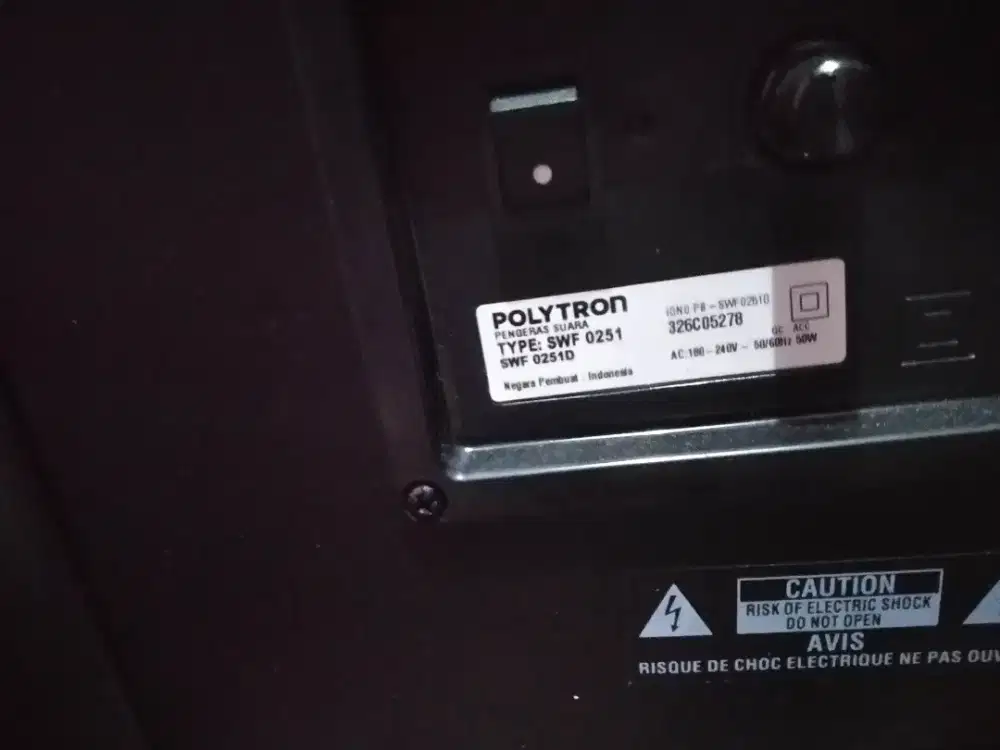 SUBWOOFER TV POLYTRON SPEAKER AKTIF