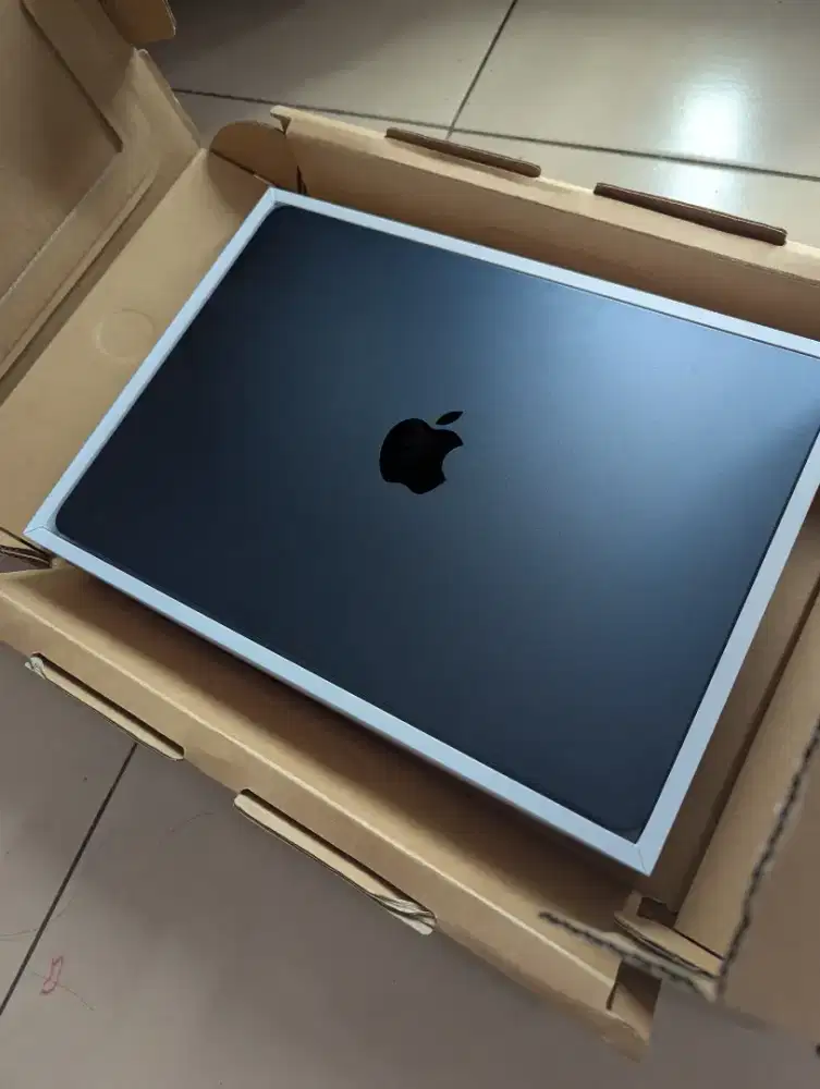 Macbook Air M5 16/512gb Resmi Indo