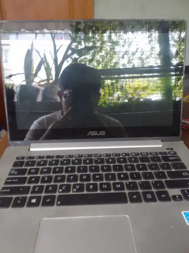 Di jual laptop asus ram 4gb ddr 3 core i3