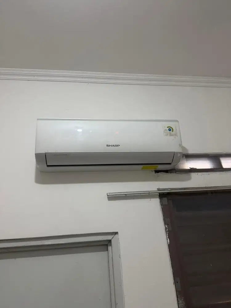 AC SHARP LOW ENERGY
