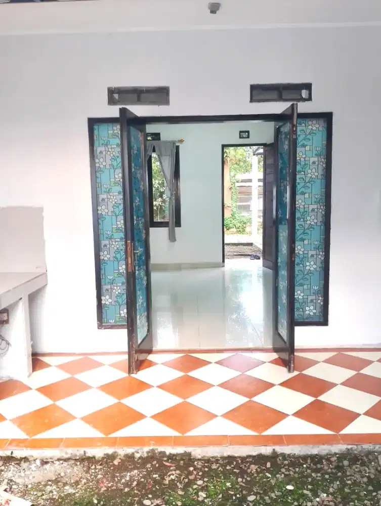 DISEWAKAN RUMAH 2 KAMAR TIDUR 1 KAMAR MANDI SIAP HUNI HARGA TERJANGKAU