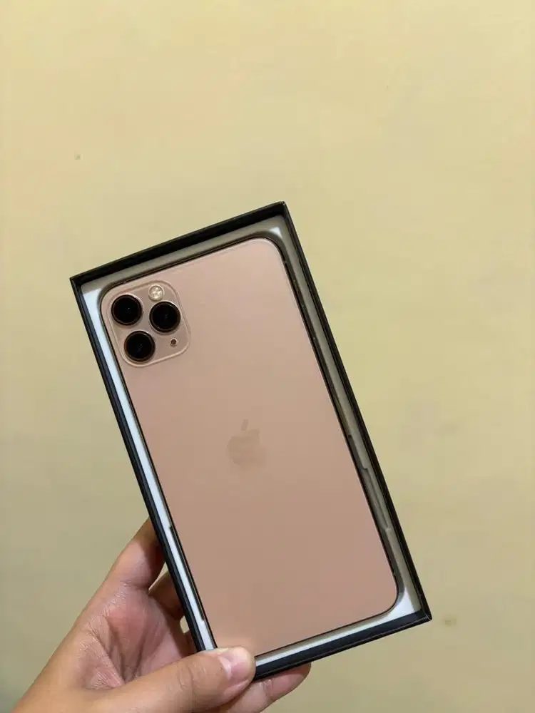 Dijual Iphone 11 ProMax 64gb All Operator