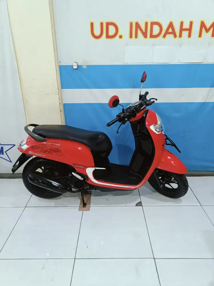 Unit siap pakai HONDA SCOOPY ESP SPORTY FI ECO 2017 BISA KREDIT