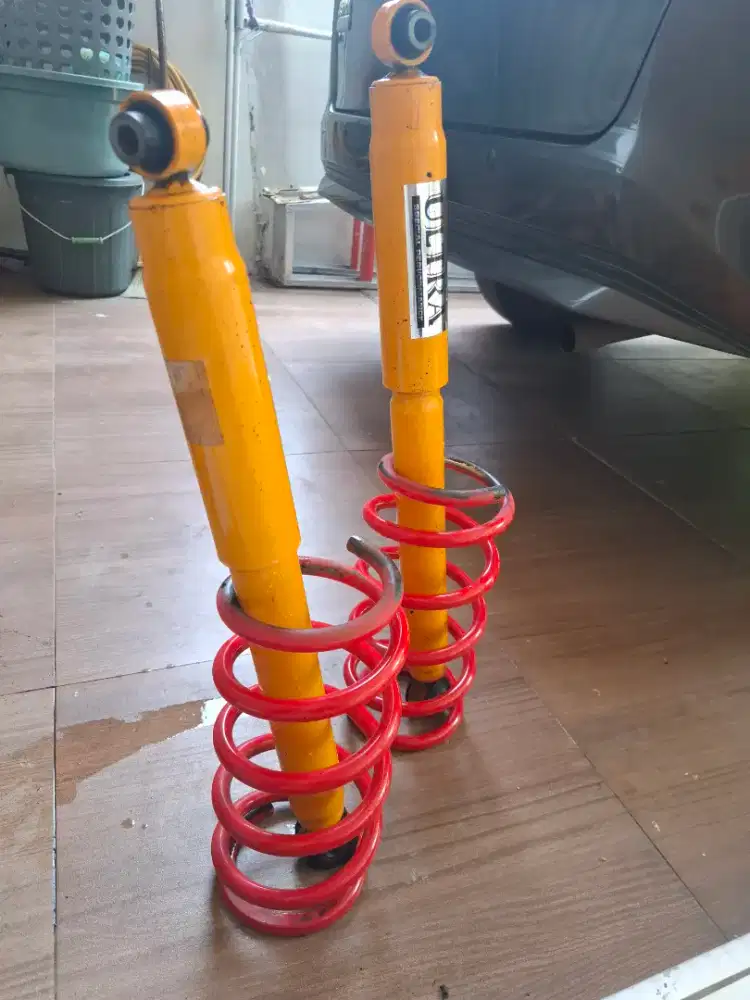 Shock + per belakang sigra  anti ambles kyb