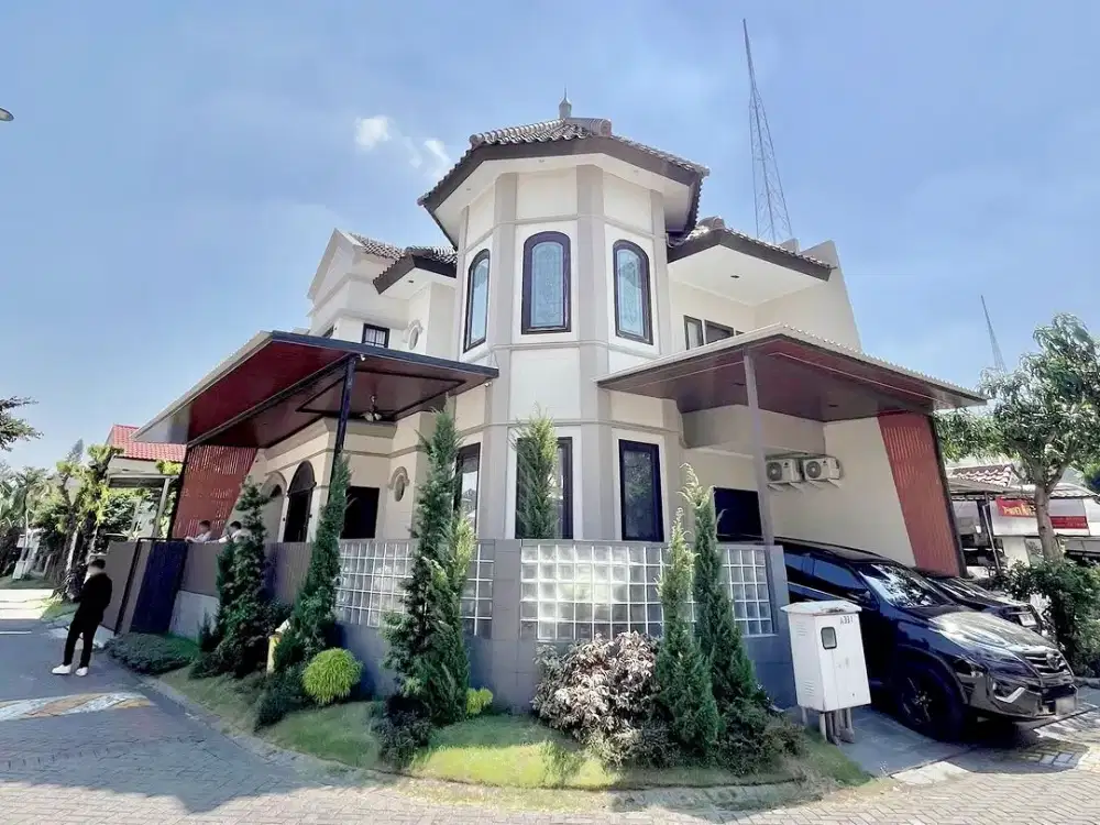 Rumah Mewah Minimalis 2 Lt Murah Villa Valencia Pakuwon