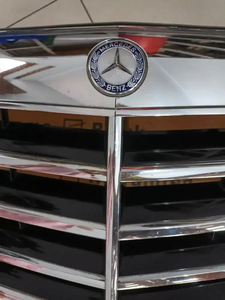 GRILL MERCEDES BENZ W212 ORIGINAL