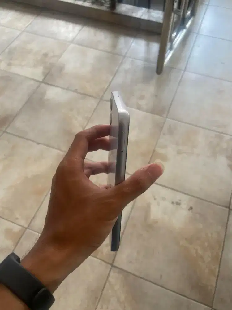 SAMSUNG GALAXY A05 NYALA MULUS