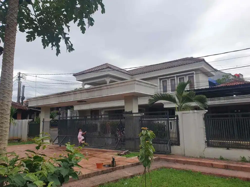 RUMAH MURAH DAN TANAH LUAS NYA DI DESA WARU KECAMATAN PARUNG LETAK STRATEGIS DEKAT JALAN UTAMA