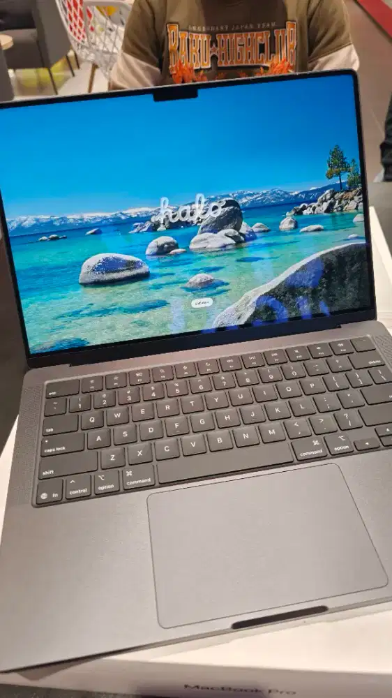 Macbook pro M5 16/1TB