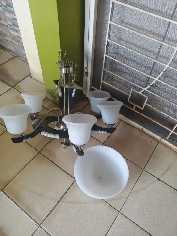 Dijual Lampu Gantung Model Lama