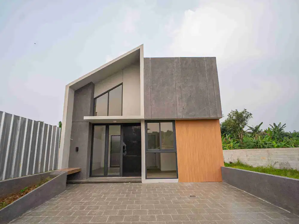 RUMAH READY STOK DIJUAL CEPAT HARGA TERJANGKAU BSD DEPAN STASIUN CISAUK