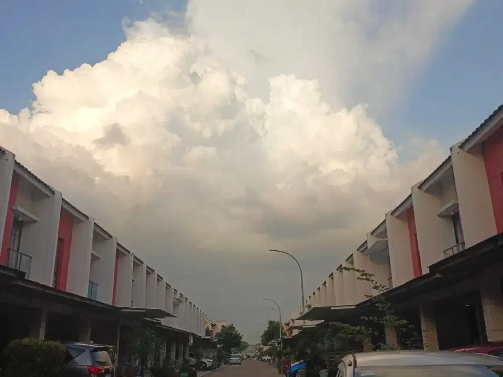 Dijual Rumah Green Village 2 Lantai Strategis Tangerang