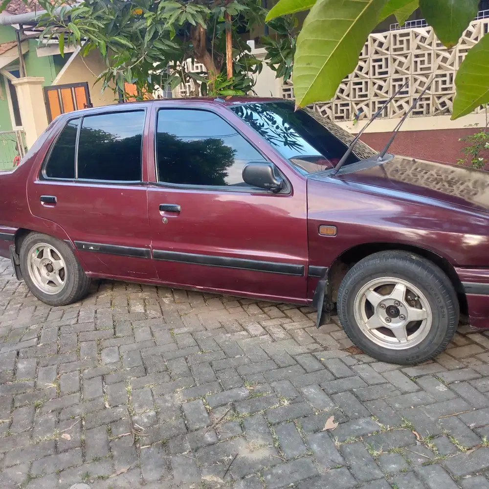 Di jual Daihatsu Classy 1994 pajak 03/28