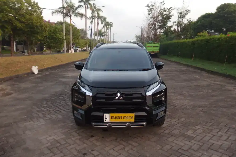 Xpander Cross premium 2023