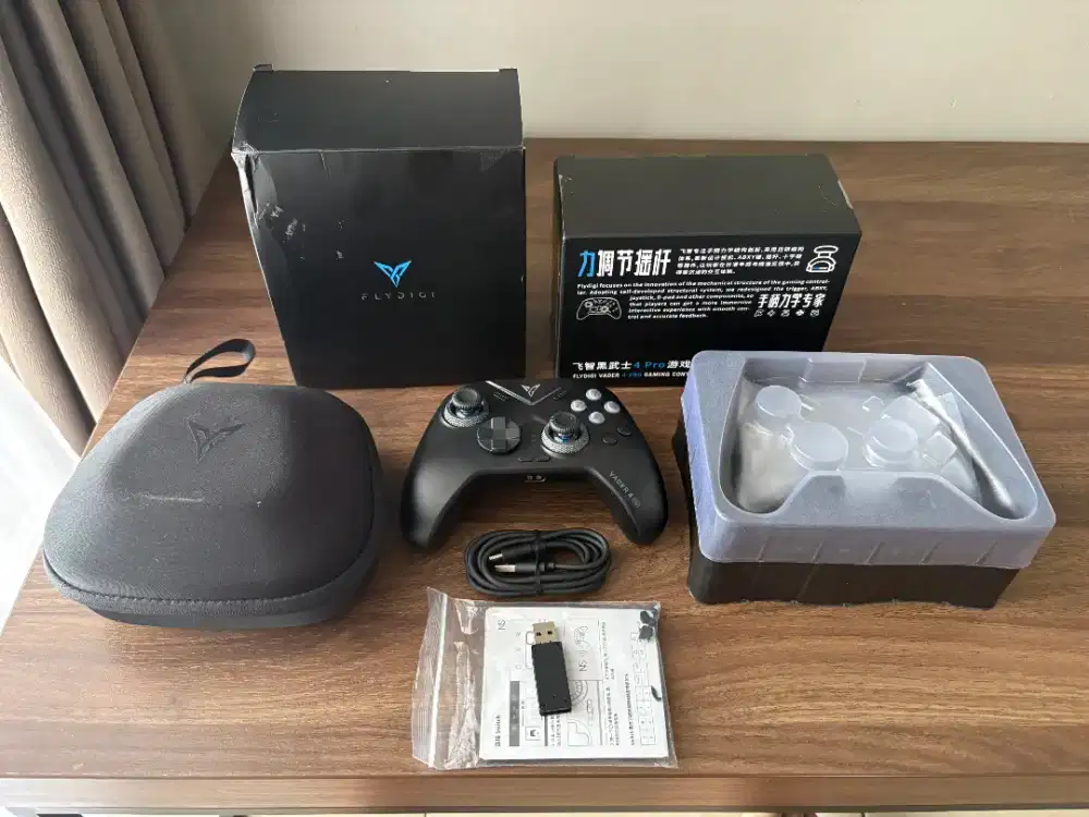 FLYDIGI Vader 4 Pro PC Controller