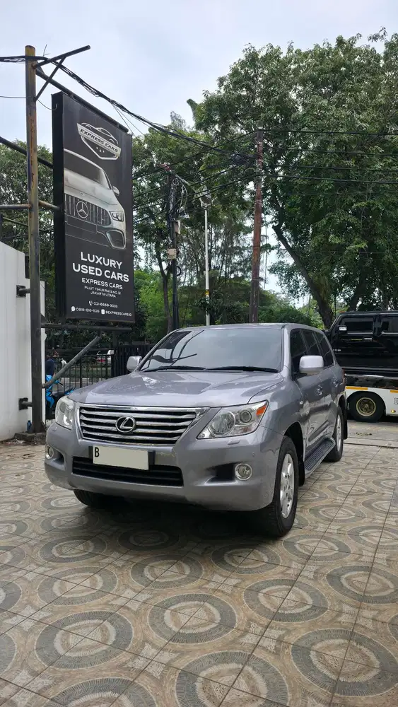 Lexus LX570 2010