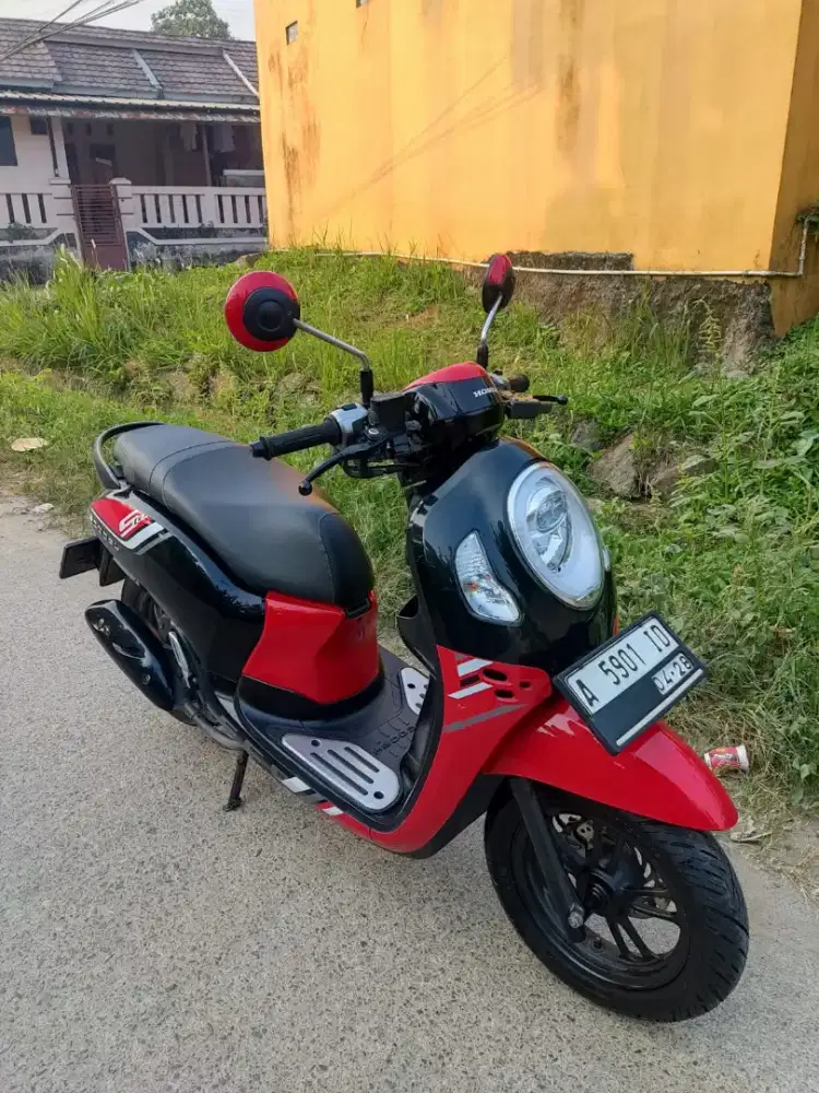 Honda Scoopy sporty 2023