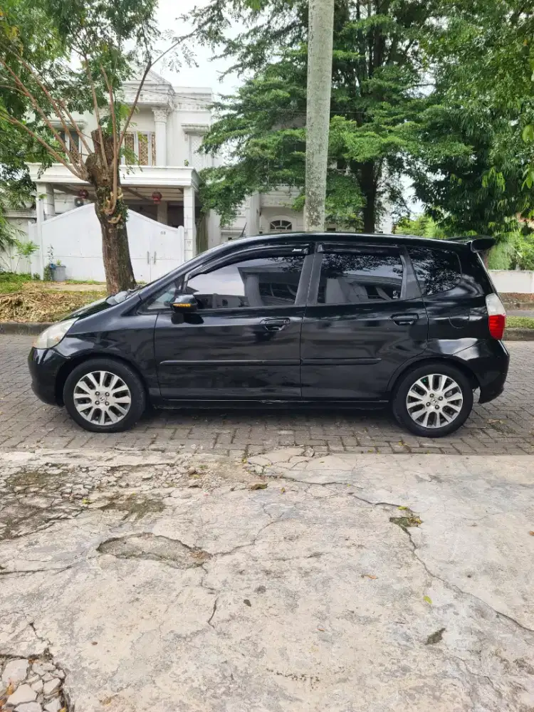 ISTIMEWA Honda Jazz 1.5 A/T GD3 2008 Edisi Terakhir