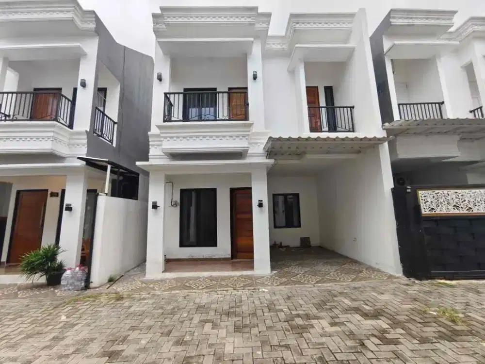 Over Kredit/Take Over Rumah 2 Lantai Dkt Al azhar GDC Rumah Impian Keluarga di Lokasi Strategi Hunian Nyaman dengan Harga Terbaik Rumah Siap Huni.