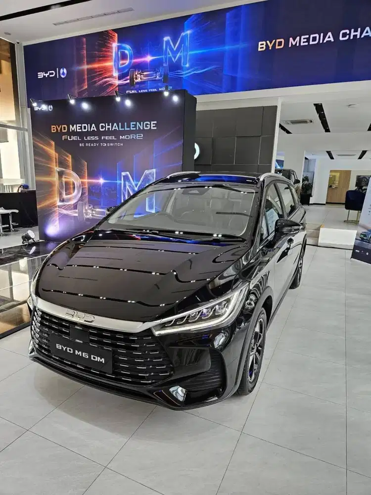 [Mobil Baru] BYD M6 Dual Mode 2026