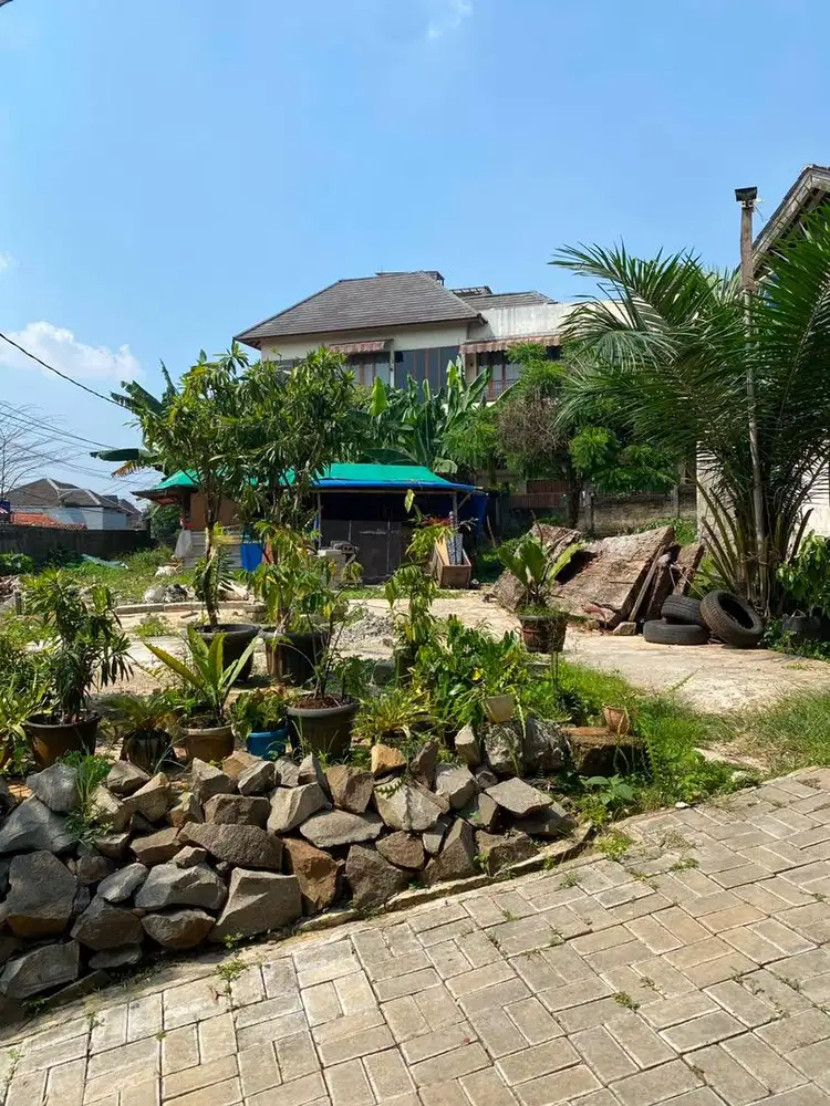 Dijual tanah dan bangunan di cirendeu Tanah luas