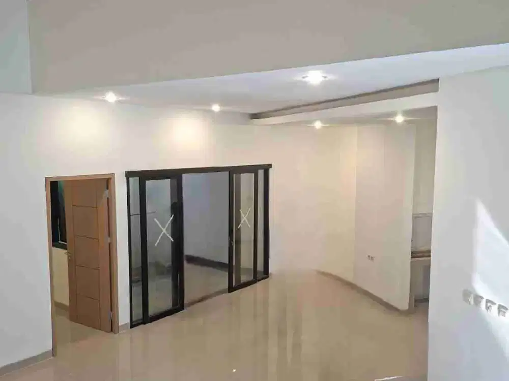 Dijual Rumah Cluster 2 Lt di Rawasari Jakarta Pusat