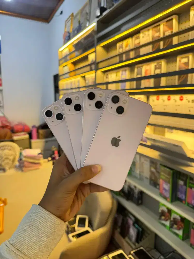 PROMO CICILAN HP IPHONE 13 128 LIKE NEW
