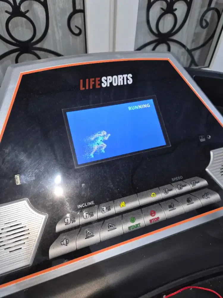 Treadmill LS 126 DC / alat olahraga GYM