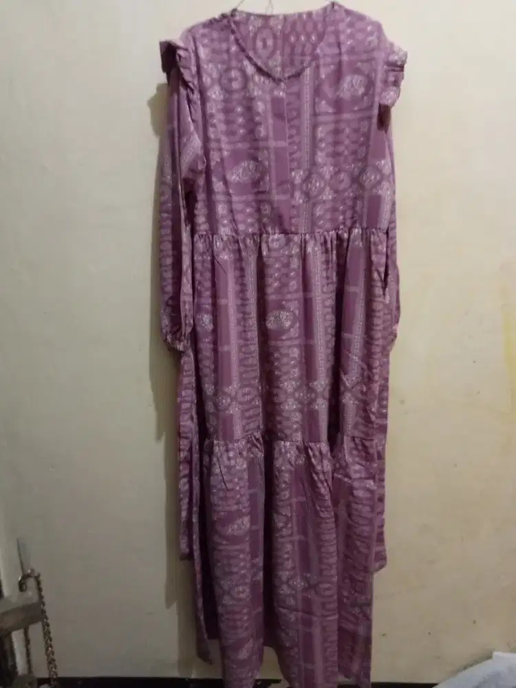 Gamis panjang warna ungu