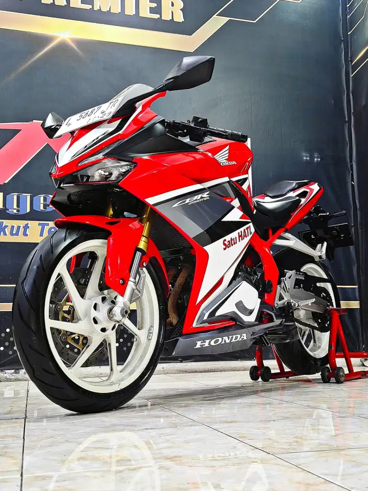 Honda CBR 250 RR ABS Red racing TH 2019 odo 12rb