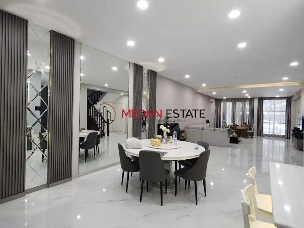 DI JUAL VILLA KOMPLEK MALIBU INDAH MEDAN POLONIA!!