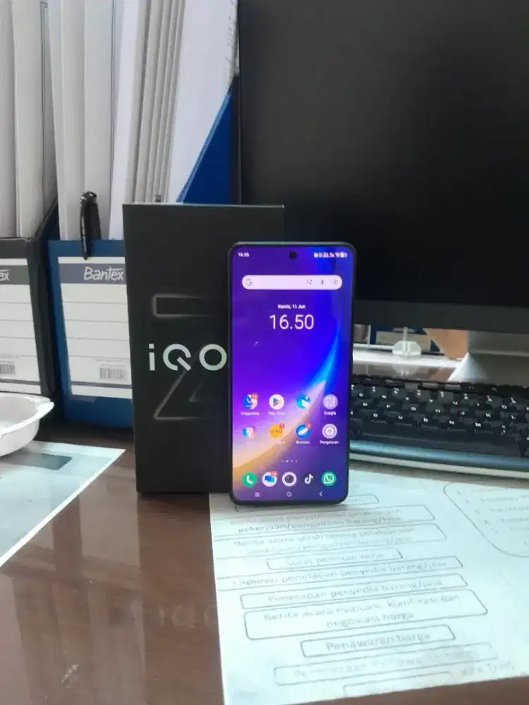 D jual HP vivo IQOO Z10R 5G ram12gb rom256