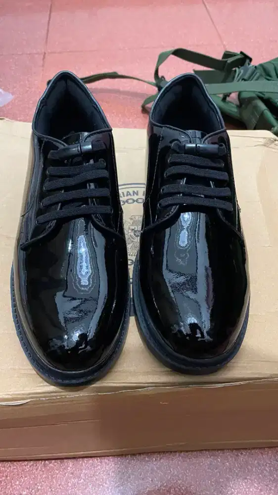 SEPATU PDL KEMHAN