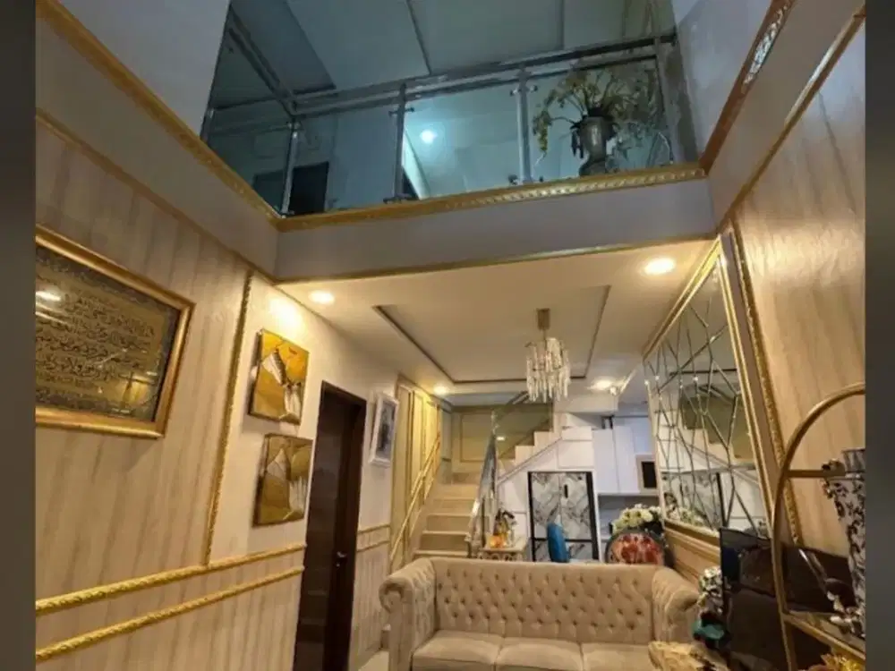Rumah Modern 3 Lantai di JGC Shinano, Full Furnished, Full Renovasi & Carport 2 Mobil