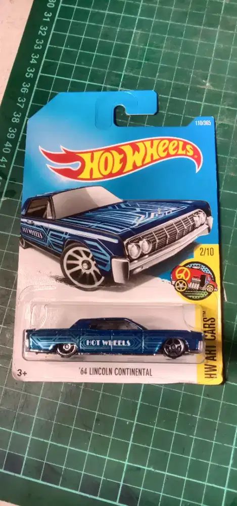 HOT WHEELS 64 LINCOLN CONTINENTAL