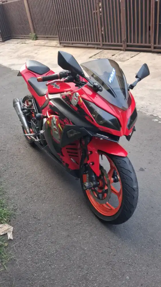 Kawasaki ninja 250 fi 2013