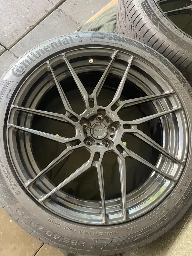 ADV1 MV2 CS + Ban Continental tyre R22 10/11