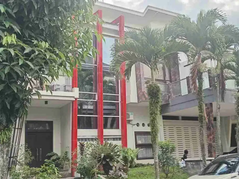 Rumah Mewah Ijen Nirwana Dua Lantai Semi Furnish Siap Huni