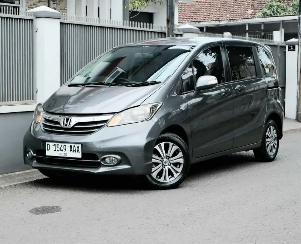 FREED PSD 1.5 AT 2013 FACELIFT LowKM 50rb RECORD HONDA BANDUNG