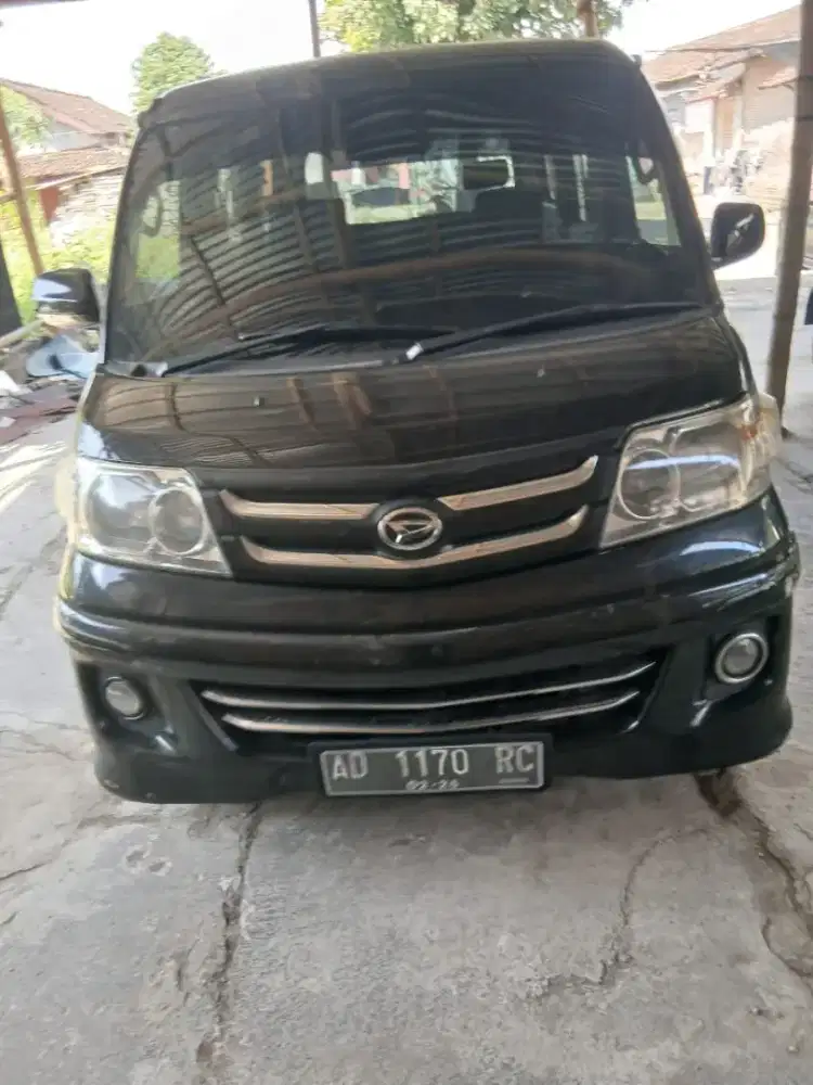 MOBIL BEKAS LUXIO TYPE M 1.5 (2011)