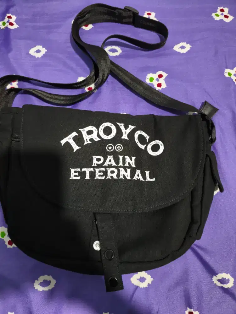 Tas selempang waistbag