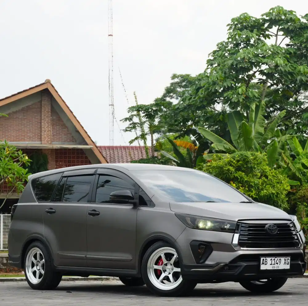 Innova Diesel 2017 G Luxury AT
