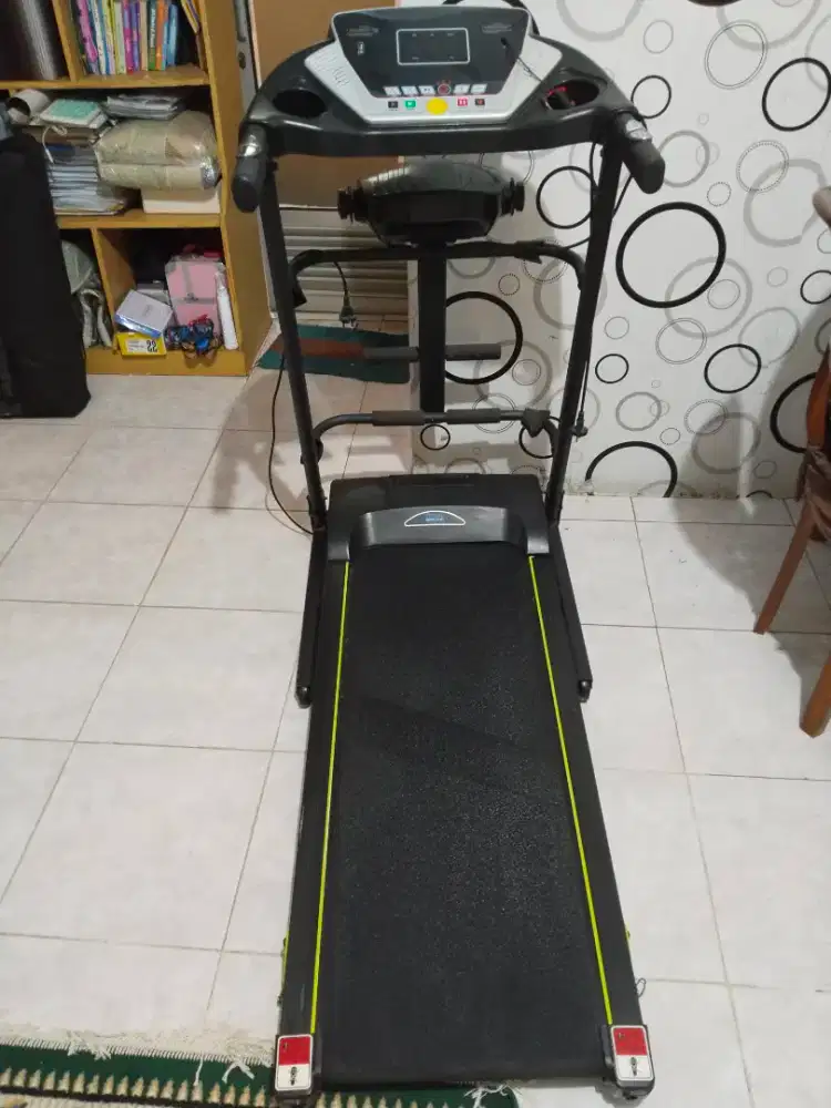 Dijual treadmil merek Total TL - 246
