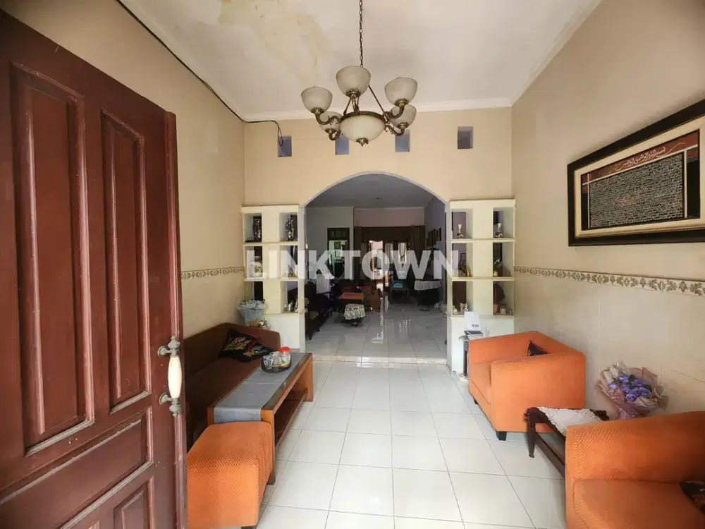 Dijual Rumah Srategis Surabaya Selatan di Sidodermo Selangkah ke Plaza Marina